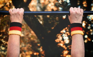 爱游戏中国官方网站平台-英超球队通过高强度间歇训练提升球员耐力表现，英超球队一天训练多久