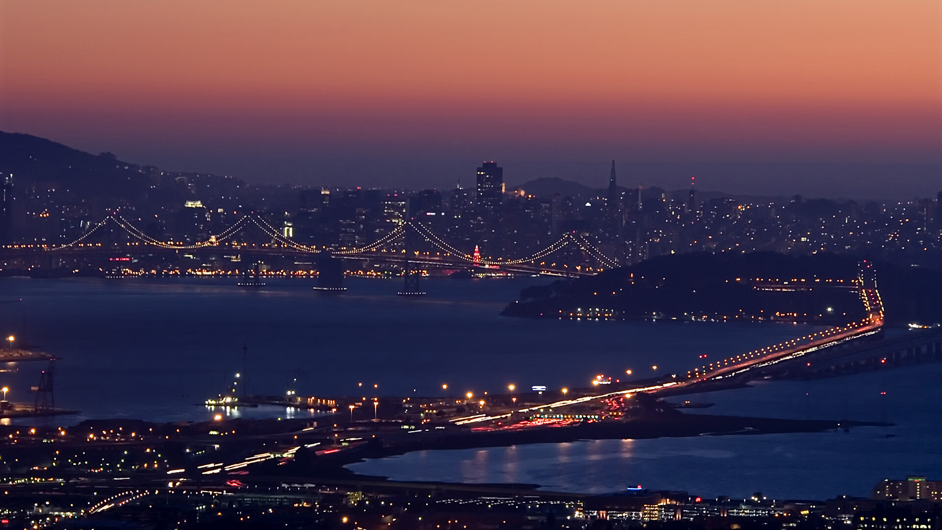 爱游戏-西班牙男子游泳队团队协作默契增，西班牙游泳抢跳