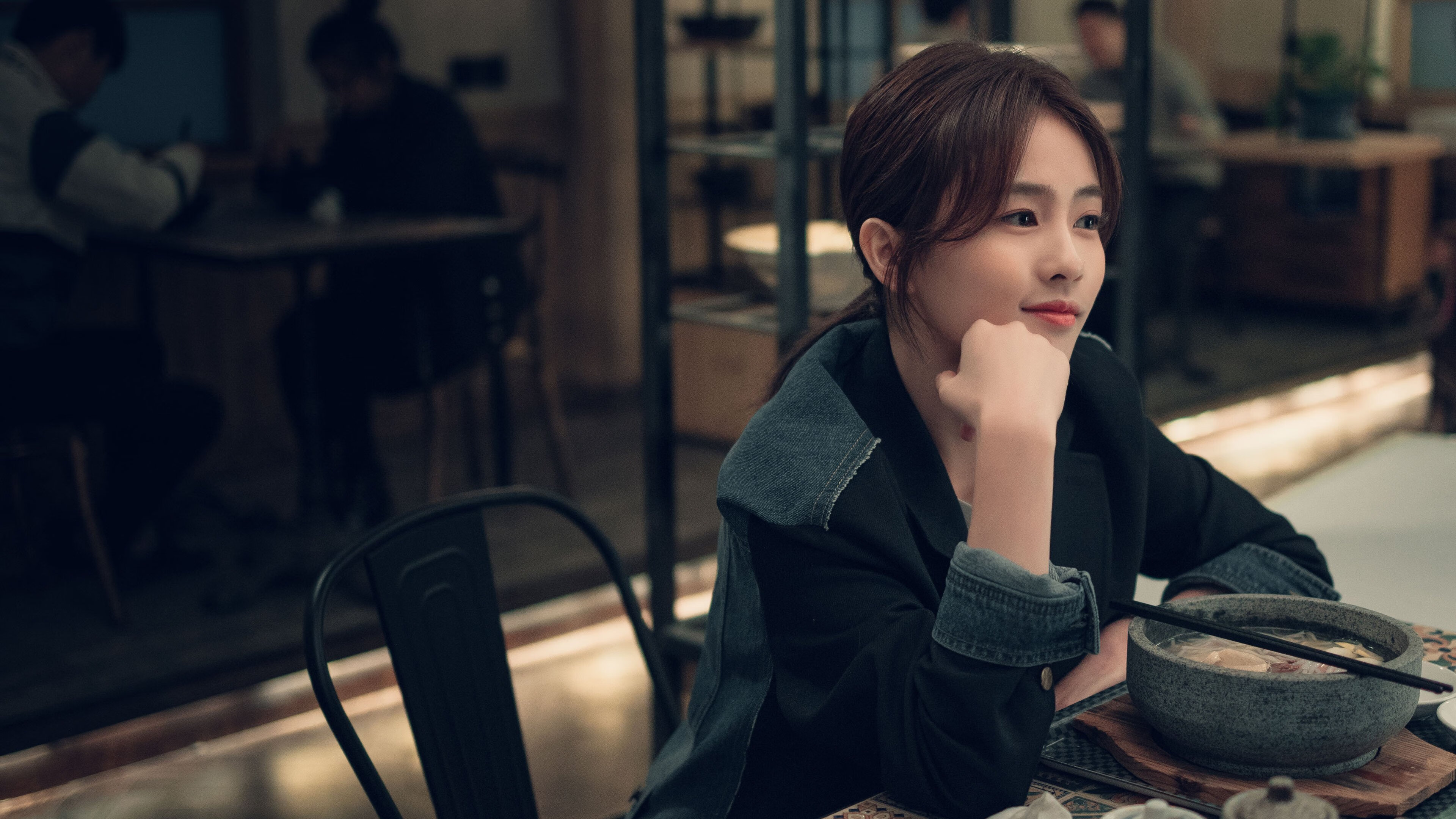 AYX体育官网-体育新闻中心通告暑期青少年体能培训课程信息，青少年体能训练营海报